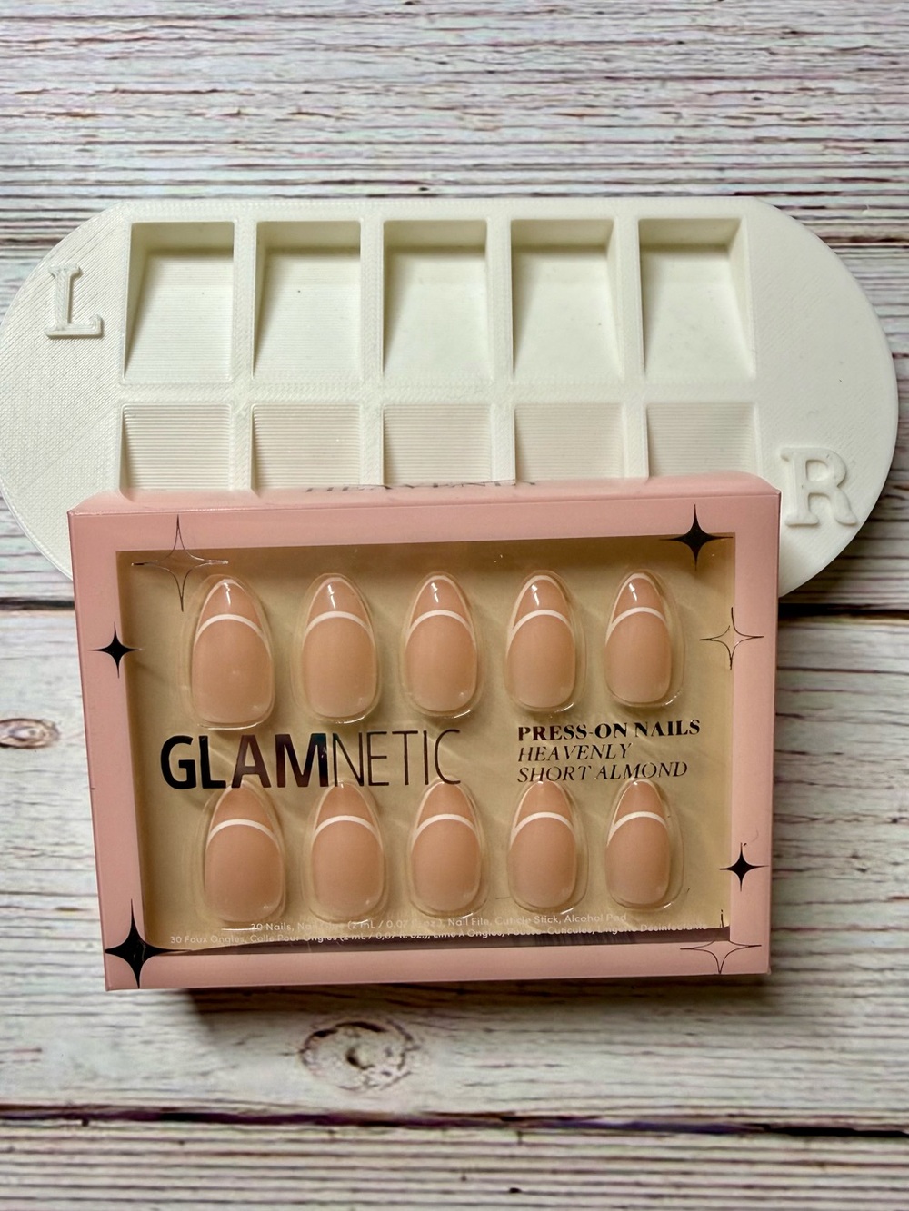 Glamnetic Heavenly Short Almond Press-On Nails + Nail Sorting Tray | Nude French